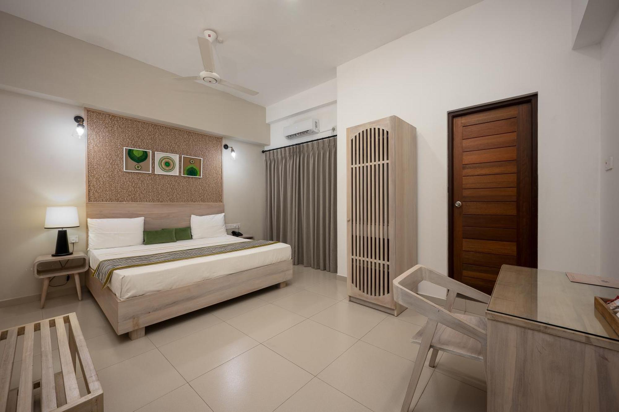 Hotel Oviya Vavuniya Luaran gambar